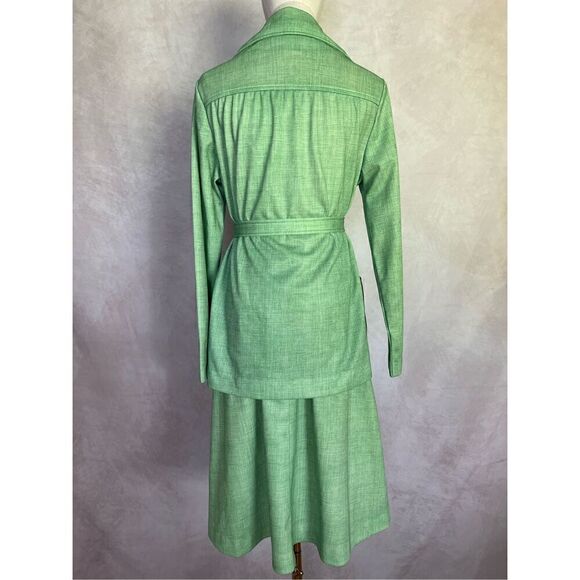 Vintage 1960s Skirt Suit Set - Picture 4 of 12